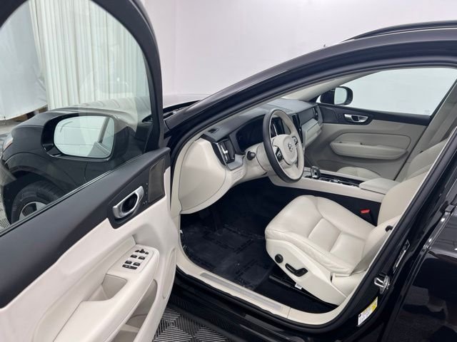 Used 2024 Onyx Black Metallic Volvo T8 Plus Dark Theme image 12