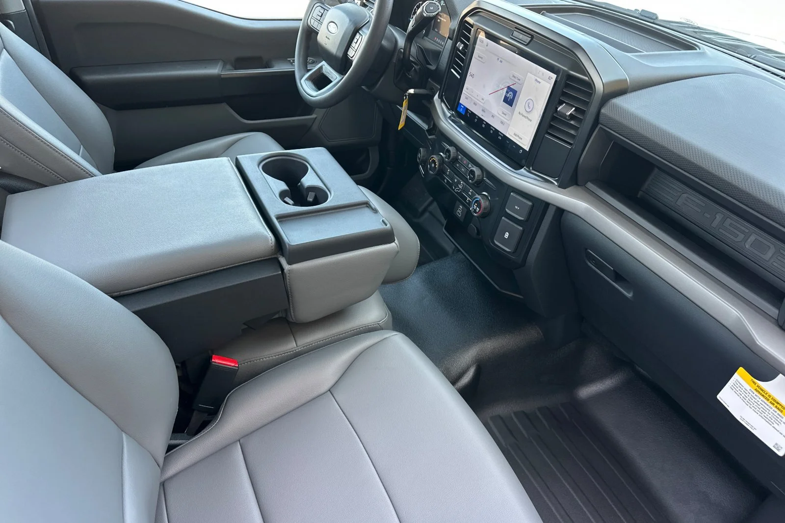 New 2026 Oxford White Ford XL image 13