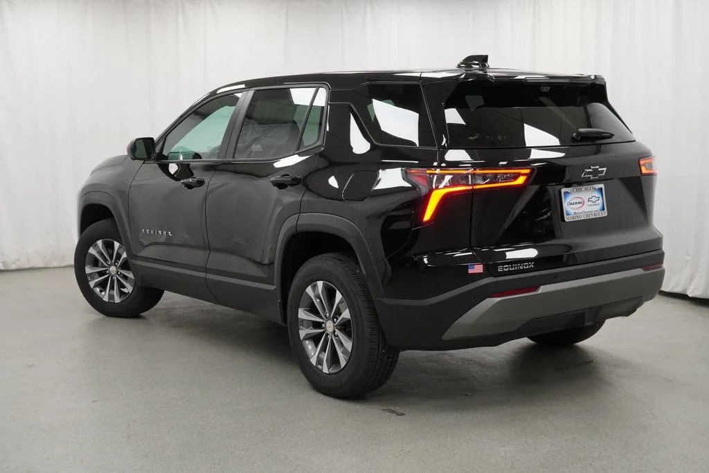 New 2026 Mosaic Black Metallic Chevrolet LT image 4
