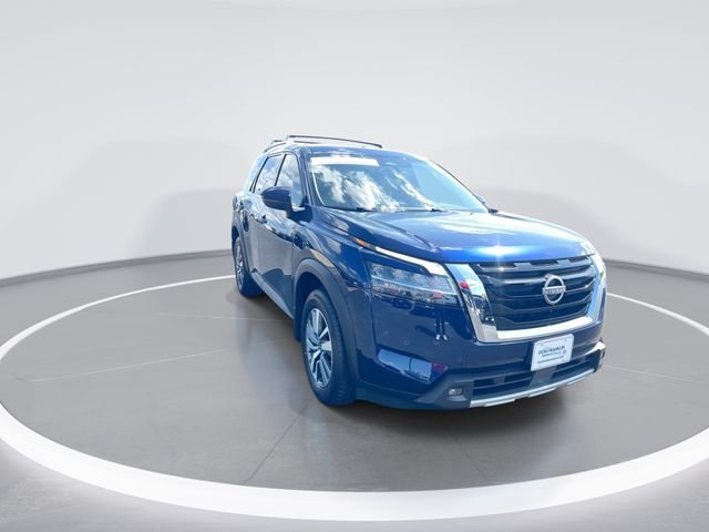 Used 2023 Blue Nissan SL image 2