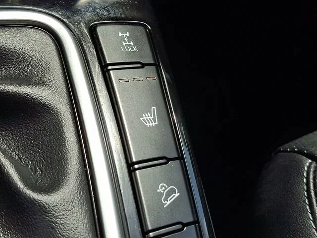 Used 2022 Blue Kia EX image 26