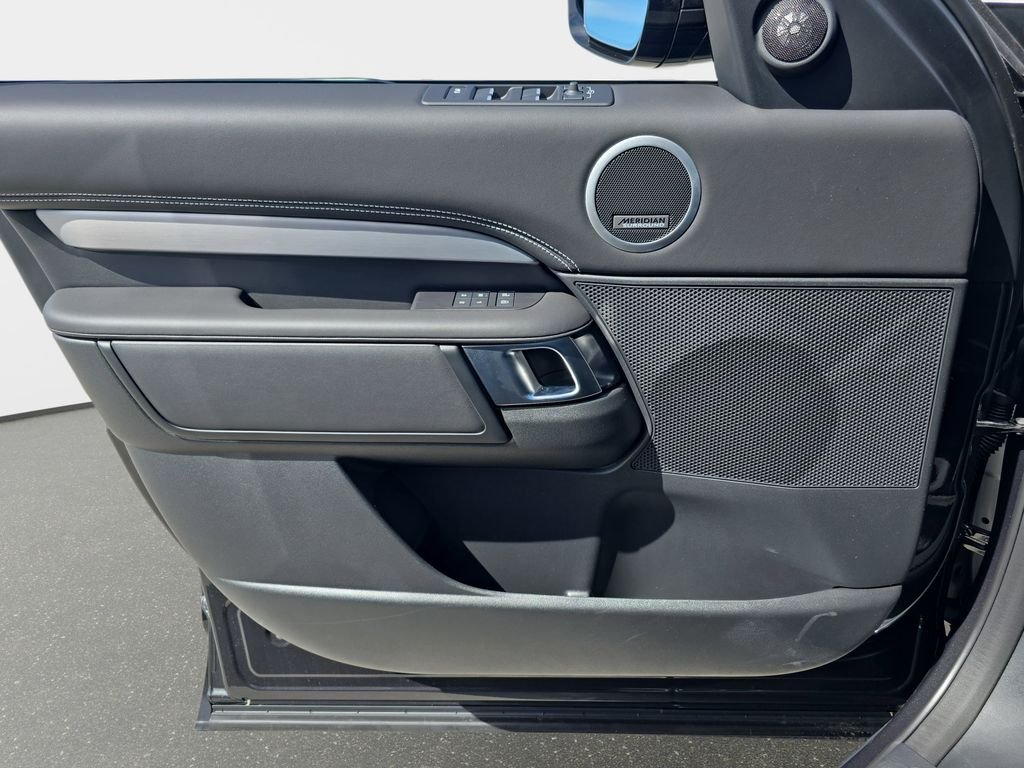 New 2026 Carpathian Grey Land Rover Tempest Edition image 29