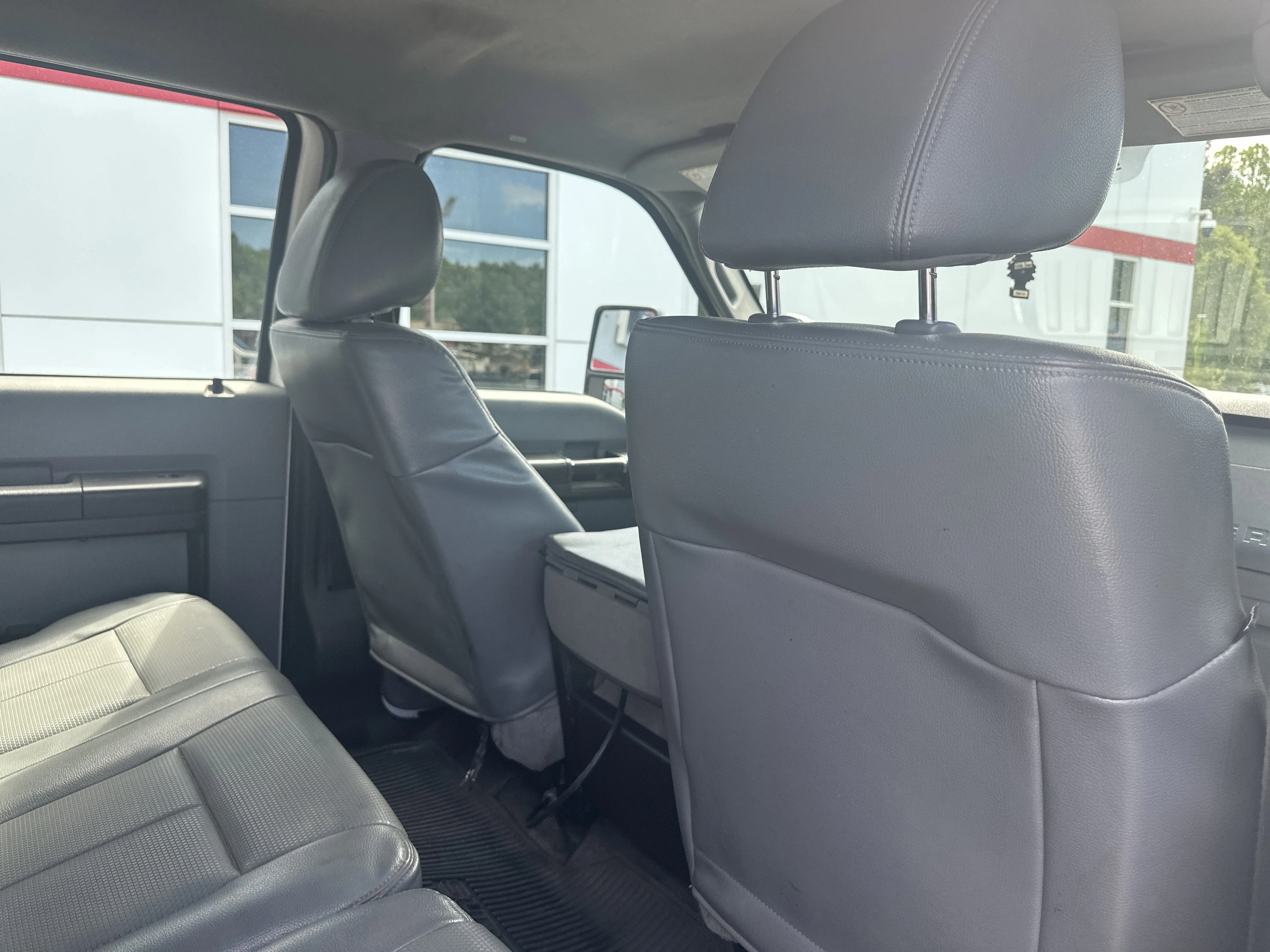 Used 2014  Ford  image 25