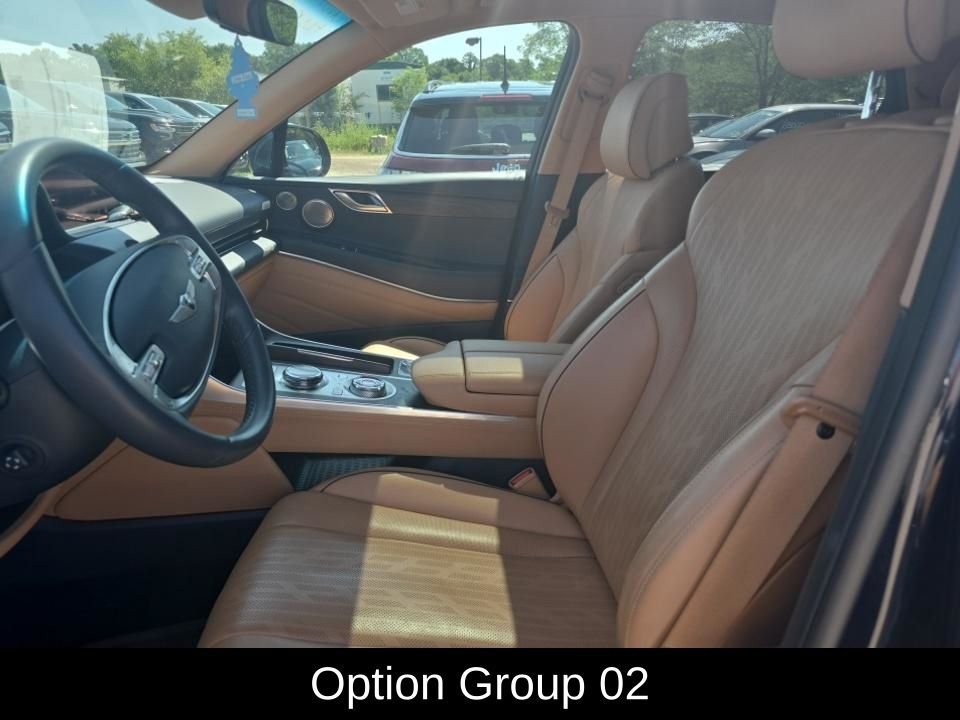 Used 2024 Capri Blue Genesis 2.5T image 7