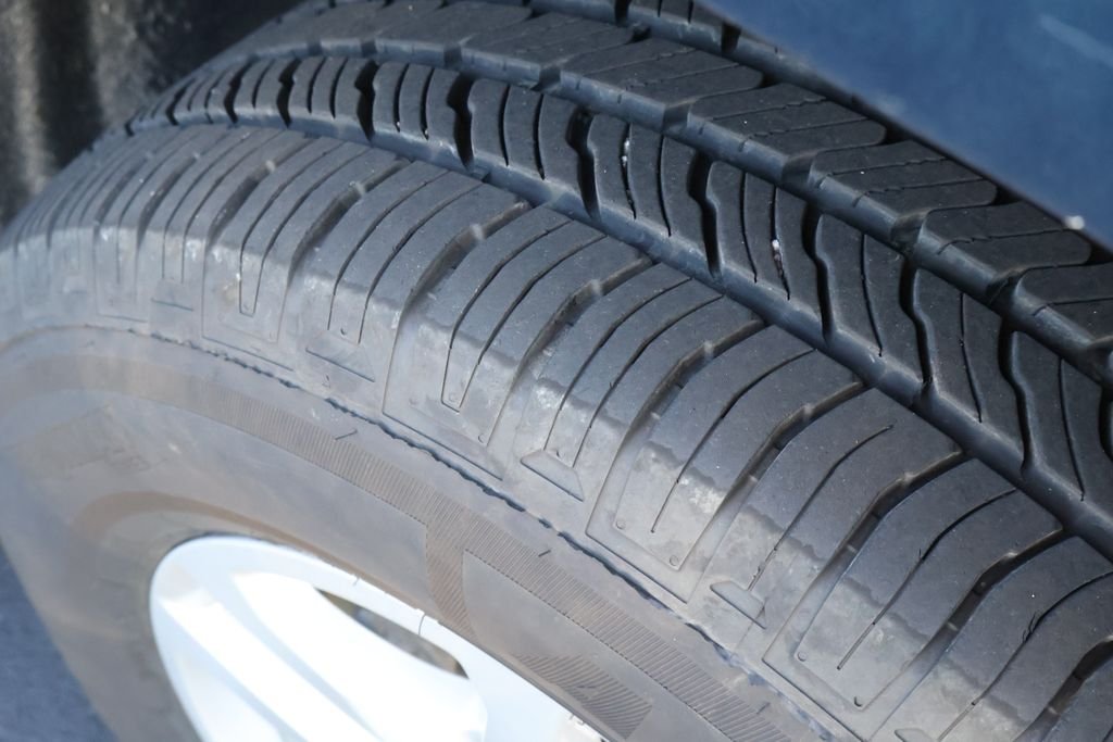 Used 2019 NORTHSKY BLUE METALLIC Chevrolet RST image 9