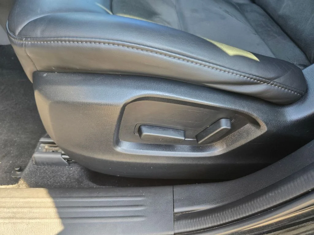 Used 2020 Jet Black Mazda Touring image 16