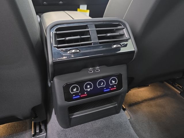 Certified Used 2026 Dark Graphite Metallic BMW 530i xDrive image 34