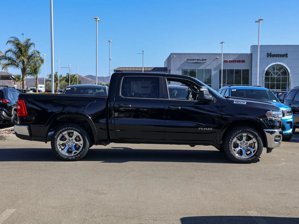 New 2026 Diamond Black Crystal Pearlcoat RAM Big Horn image 2