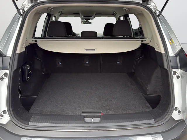 Used 2023 Silver Nissan SV image 40