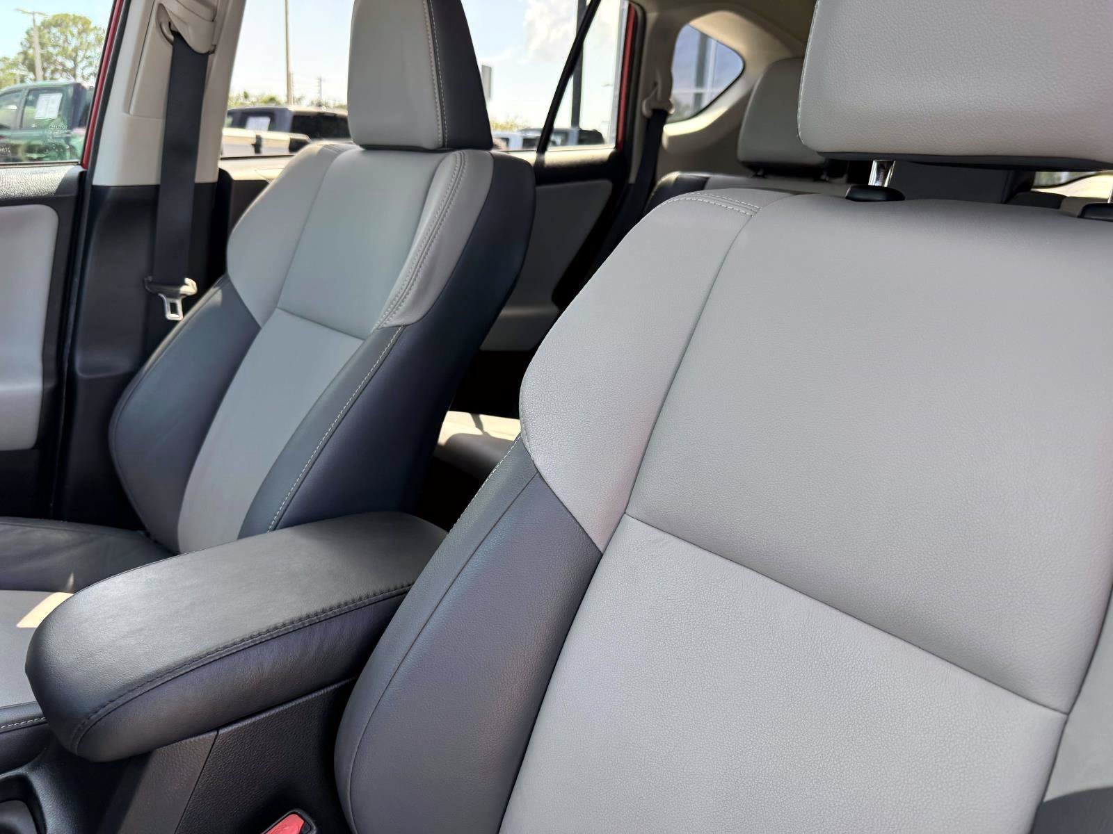 Used 2014 Barcelona Red Metallic Toyota Limited image 22