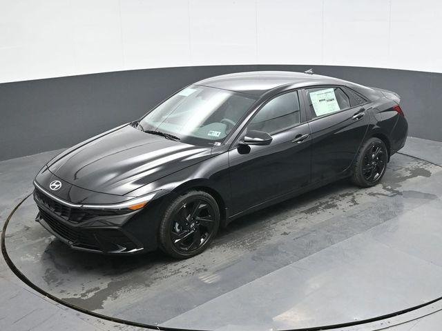 New 2026 Black Hyundai SEL Sport image 13