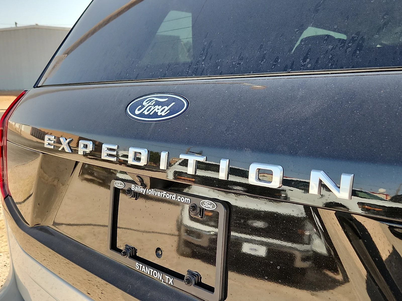 New 2027 Star White Metallic Tri-Coat Ford Active image 10