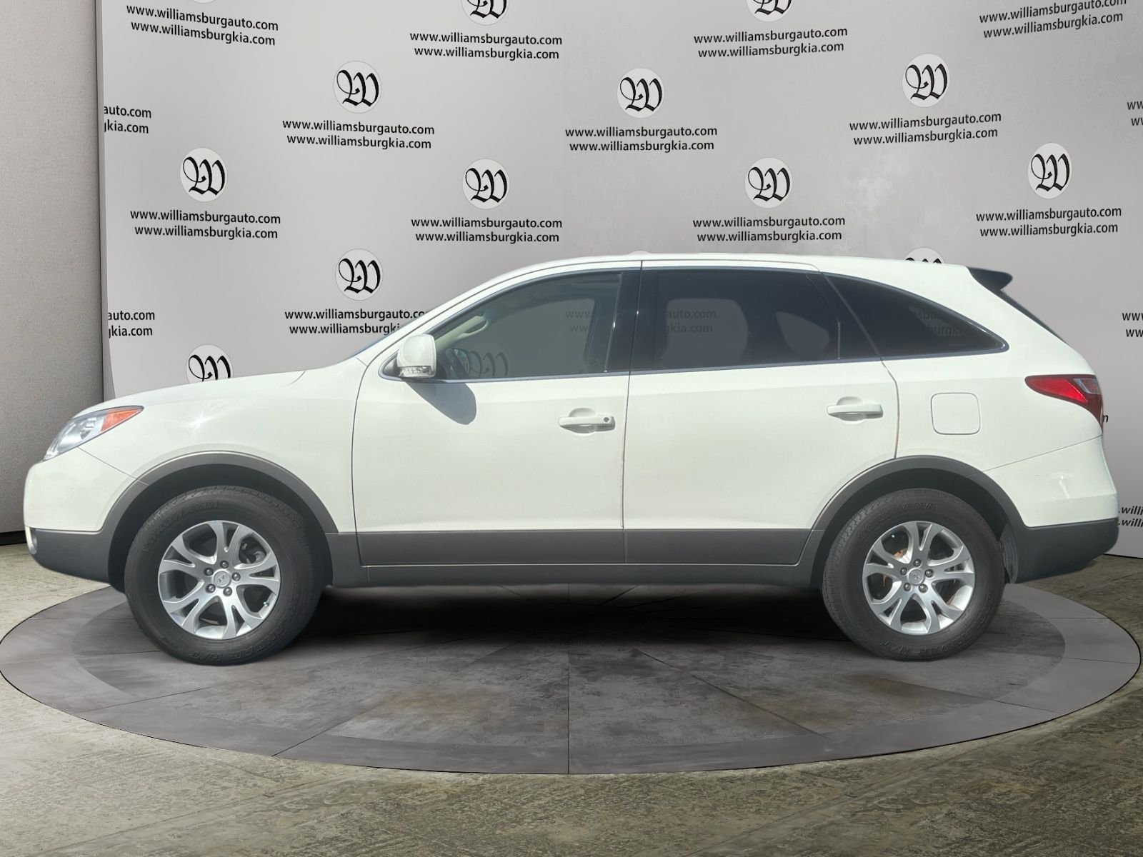 Used 2008 Hyundai Veracruz GLS with VIN KM8NU13C48U034934 for sale in Williamsburg, VA