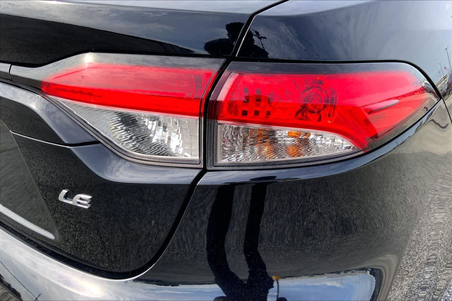 Used 2024 Midnight Black Metallic Toyota LE image 30