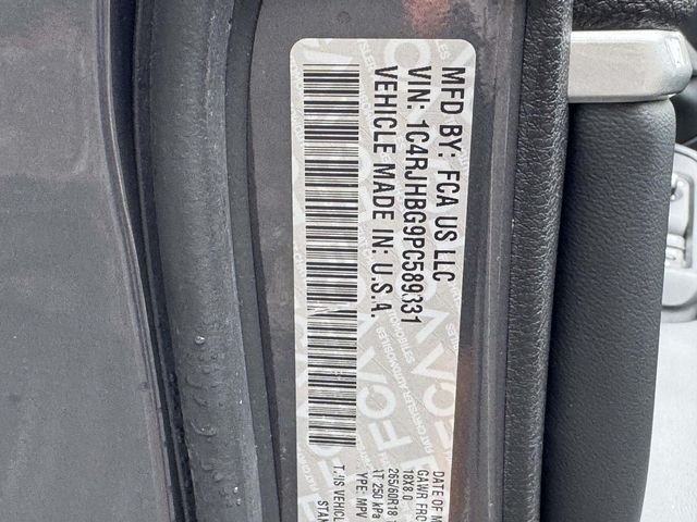 Used 2023 Gray Jeep Limited image 30