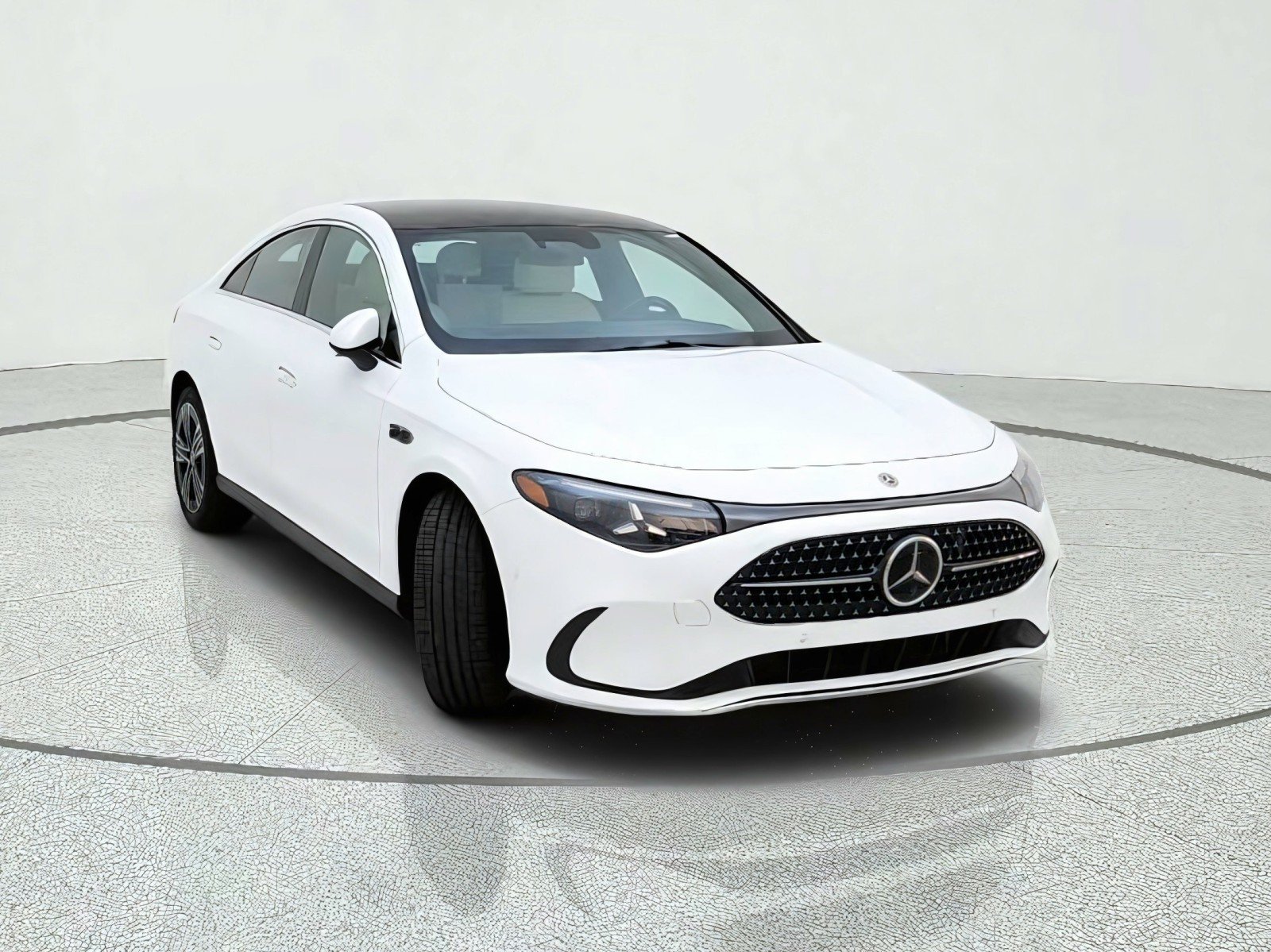 New 2027 Polar White Mercedes-Benz CLA 220 Hybrid image 4