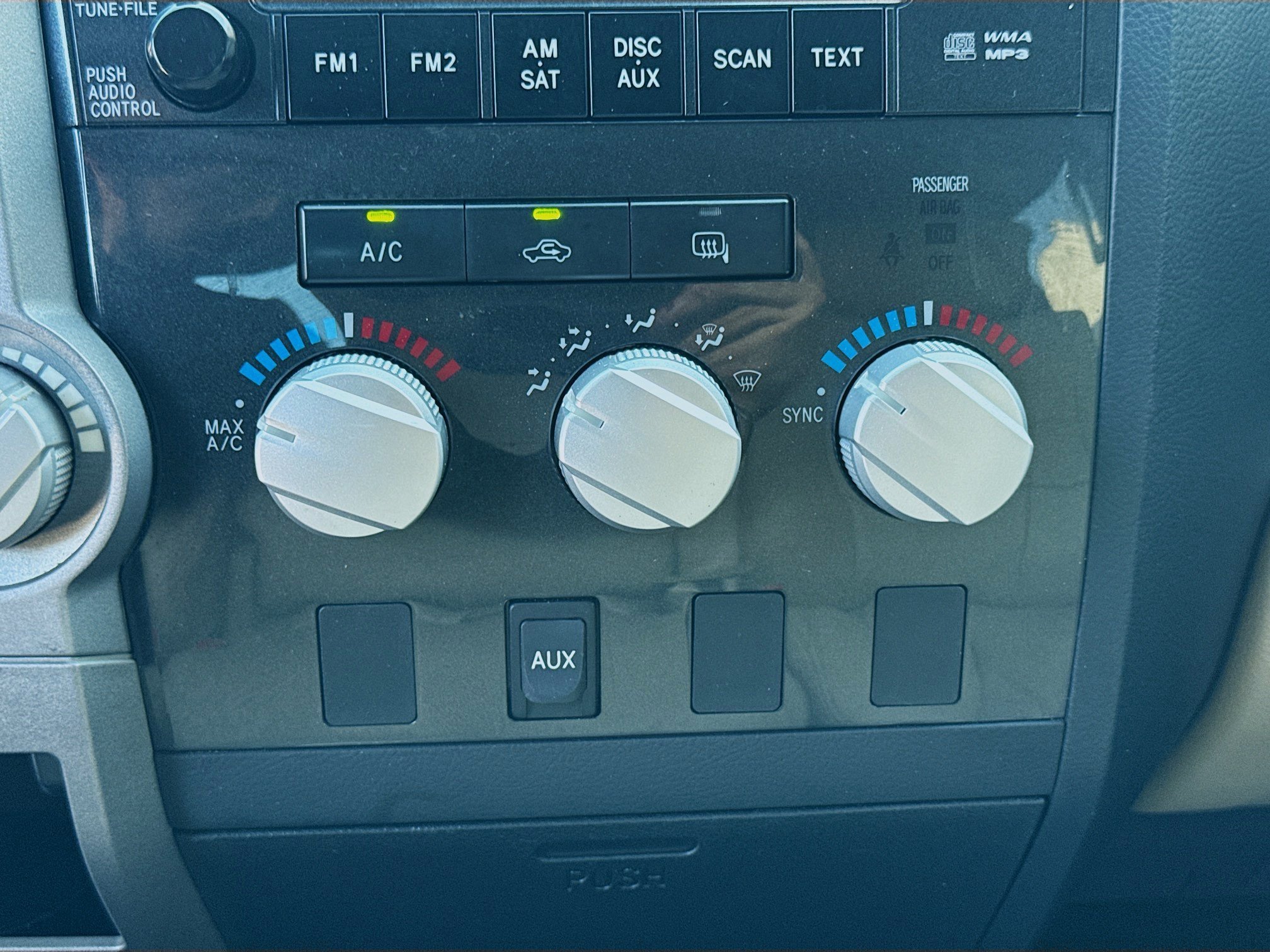 2013 Toyota Tundra Tundra Grade - Photo 11