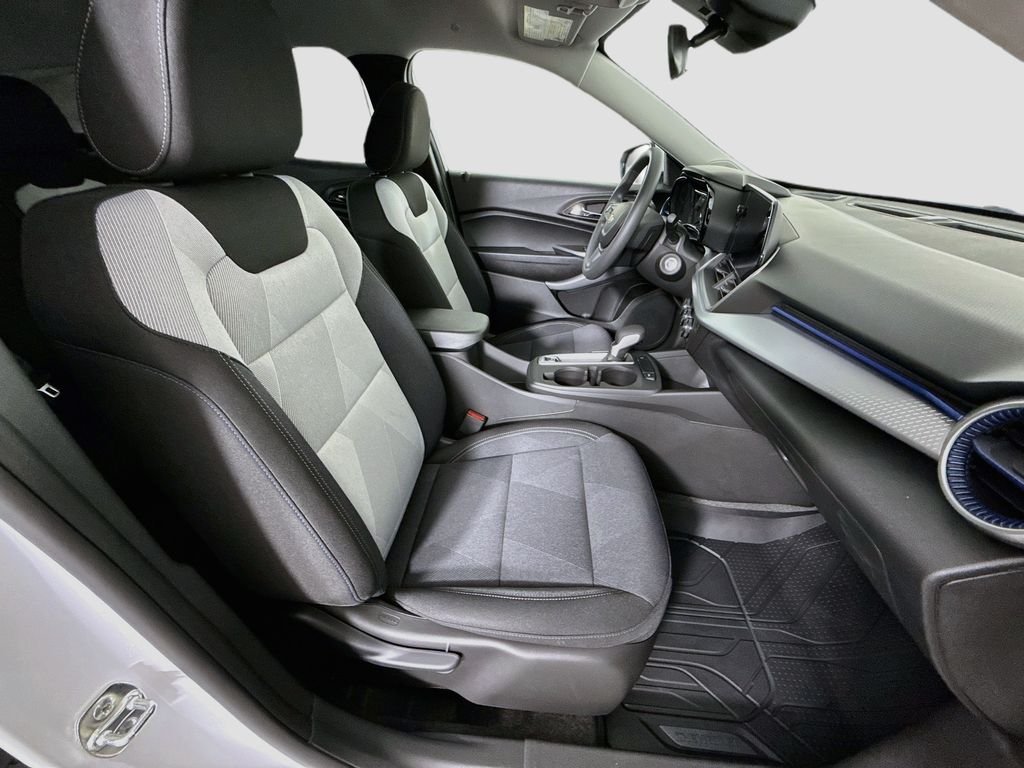 2026 Chevrolet Trax LS - Photo 26
