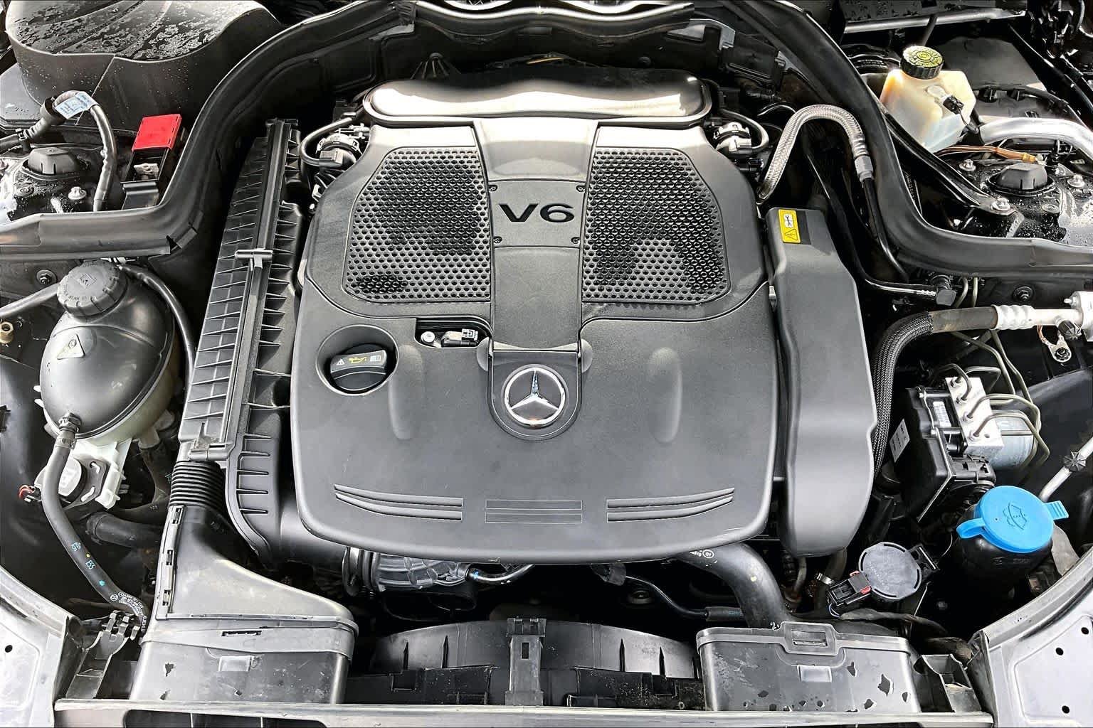 Used 2012  Mercedes-Benz E 350 image 30