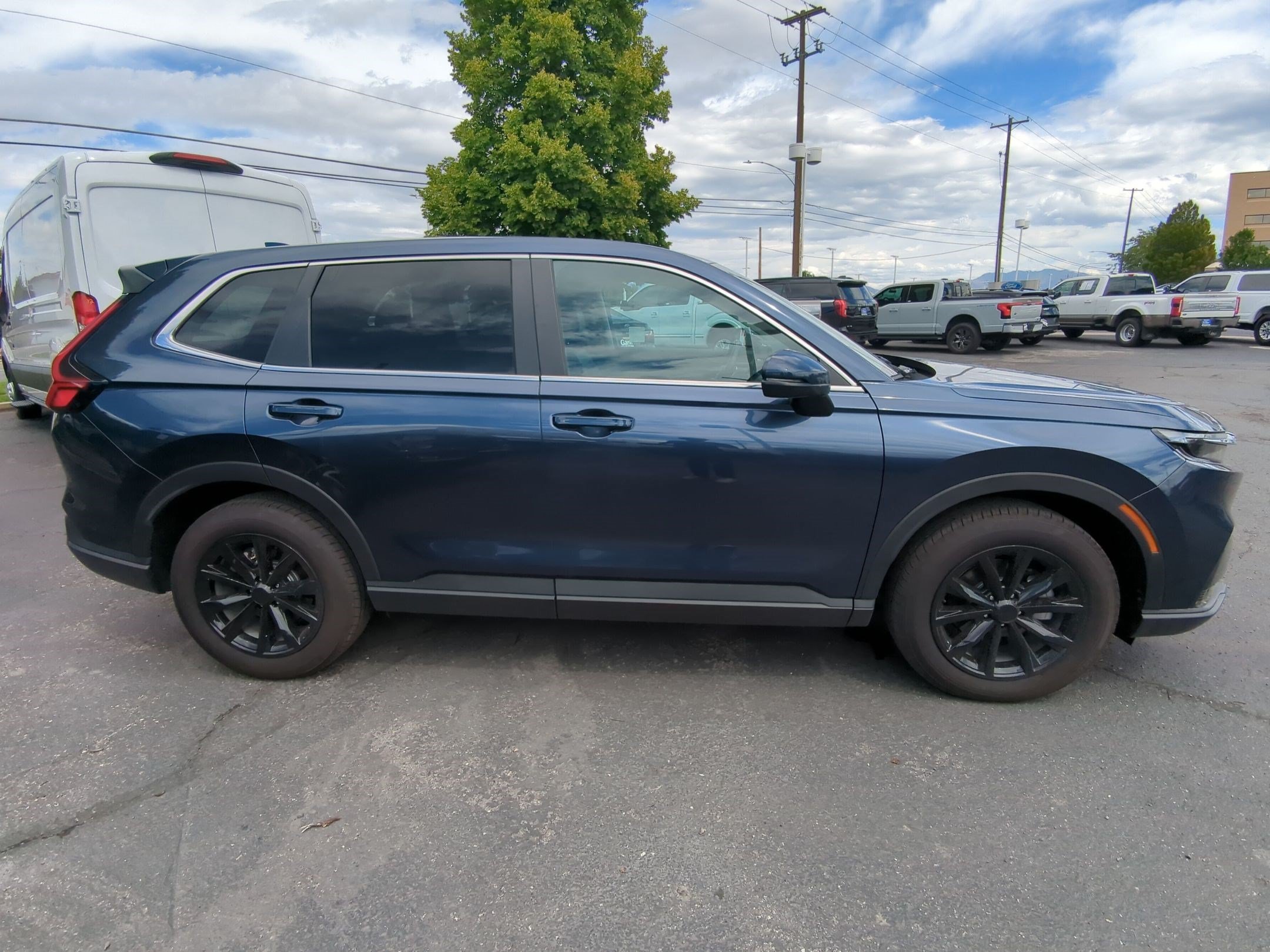 Used 2025 Canyon Honda EX-L image 2
