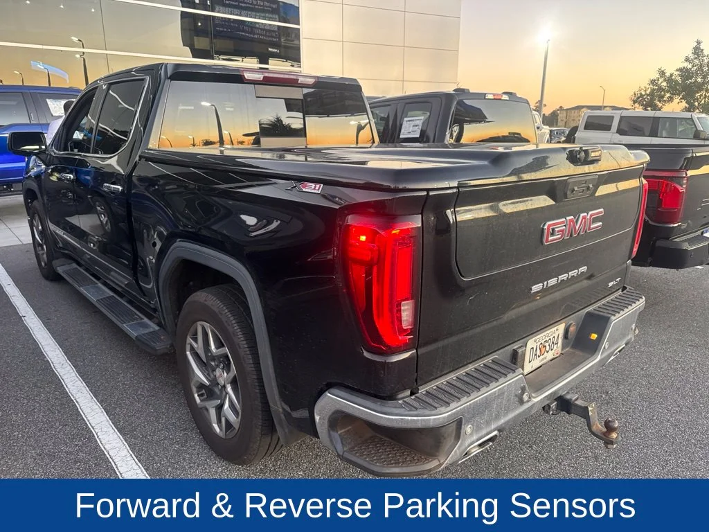Used 2022 Black GMC SLT image 4