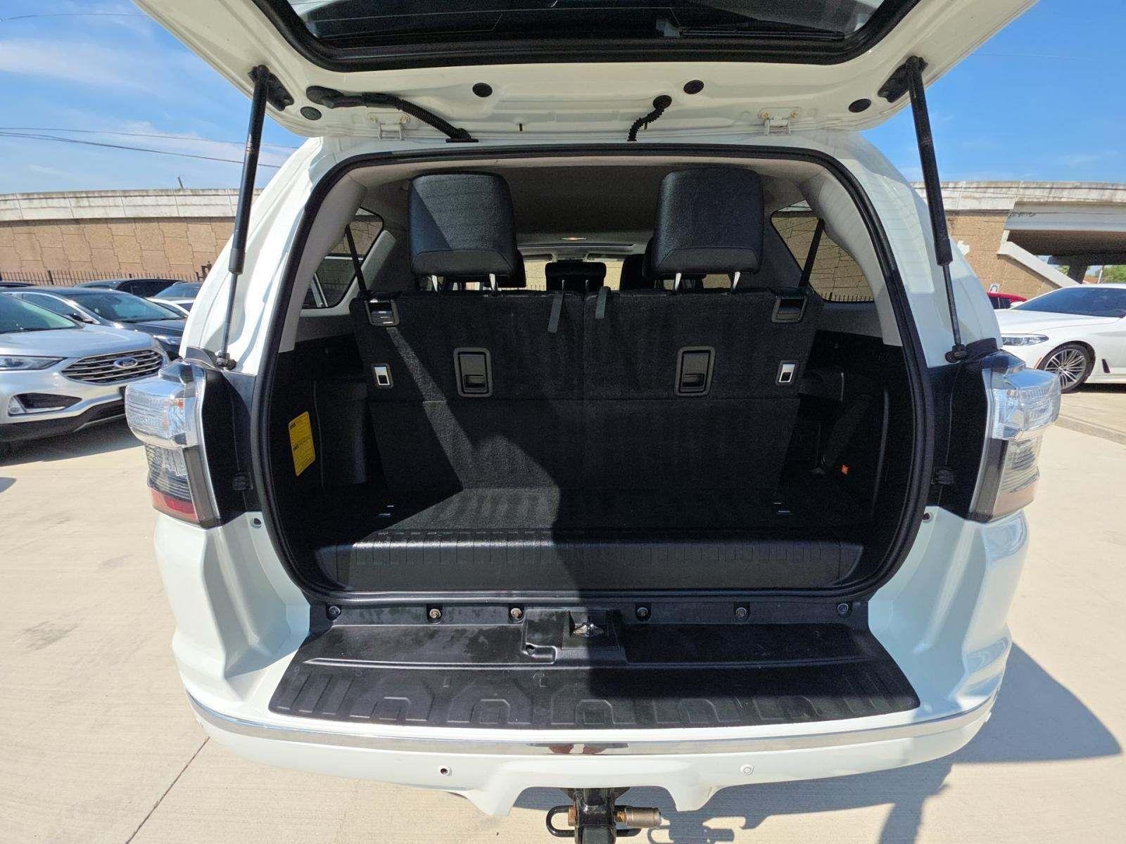 Used 2017 Blizzard Pearl Toyota Limited image 9