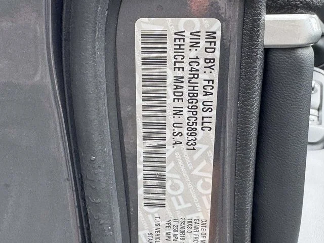 Used 2023 Gray Jeep Limited image 30