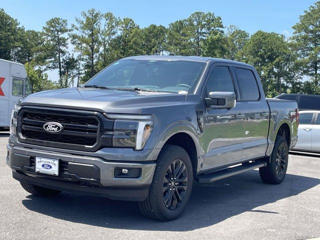 New 2026 Carbonized Gray Metallic Ford Lariat image 40