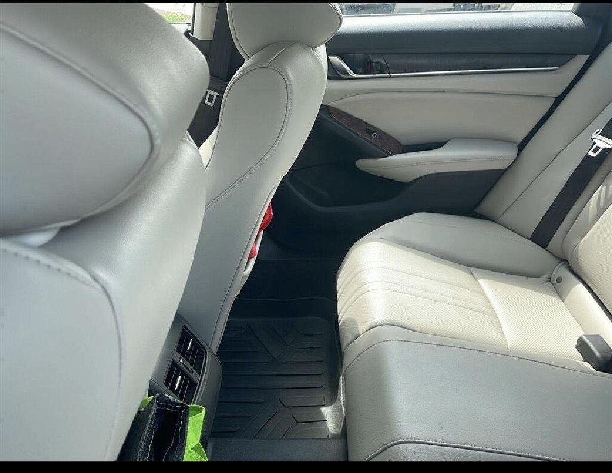 2019 Honda Accord Hybrid EX - Photo 13