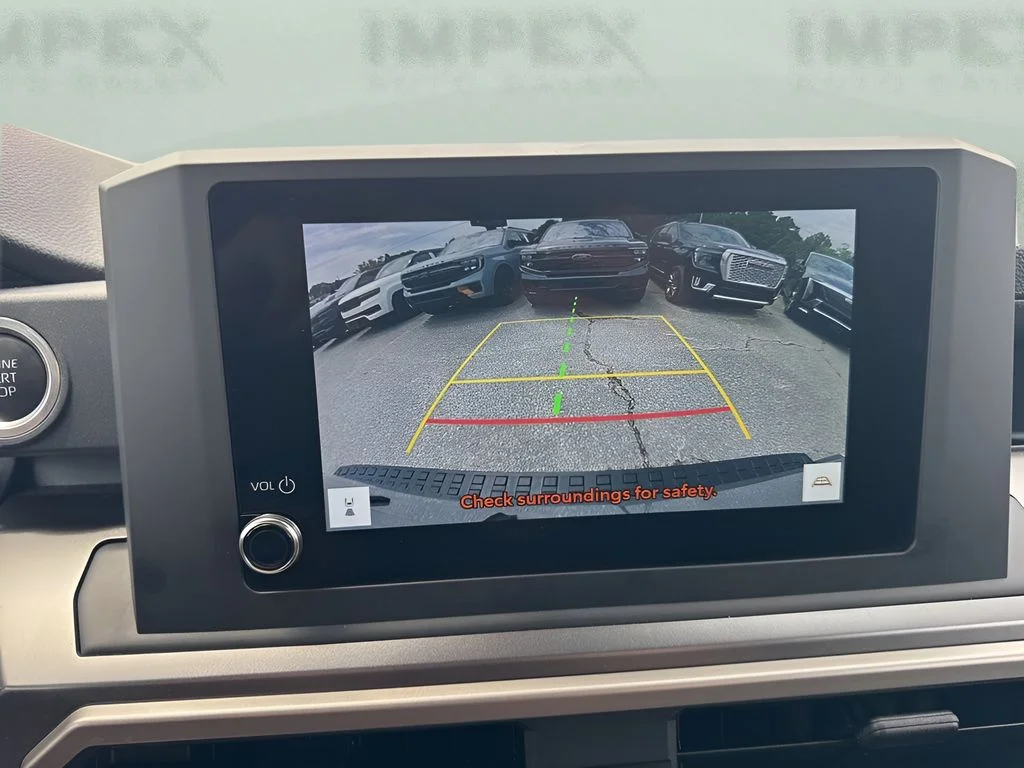 Used 2025  Toyota SR5 image 16