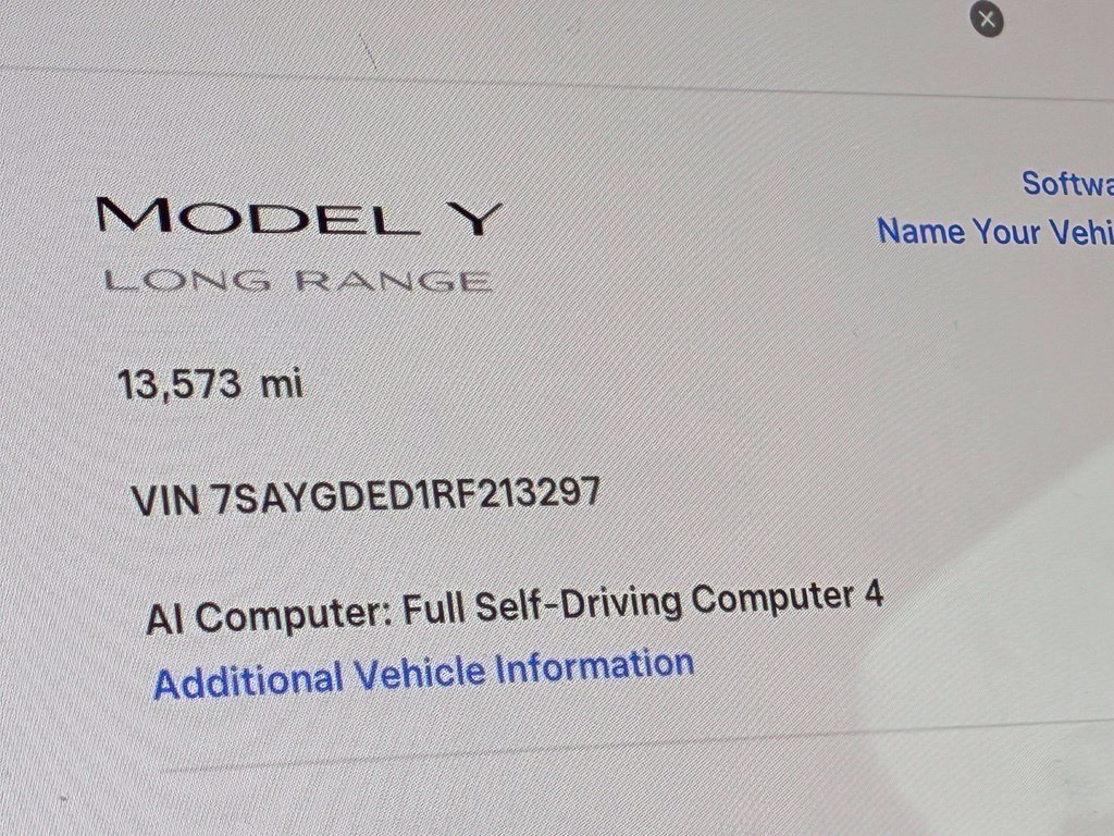 Used 2024  Tesla Long Range image 14