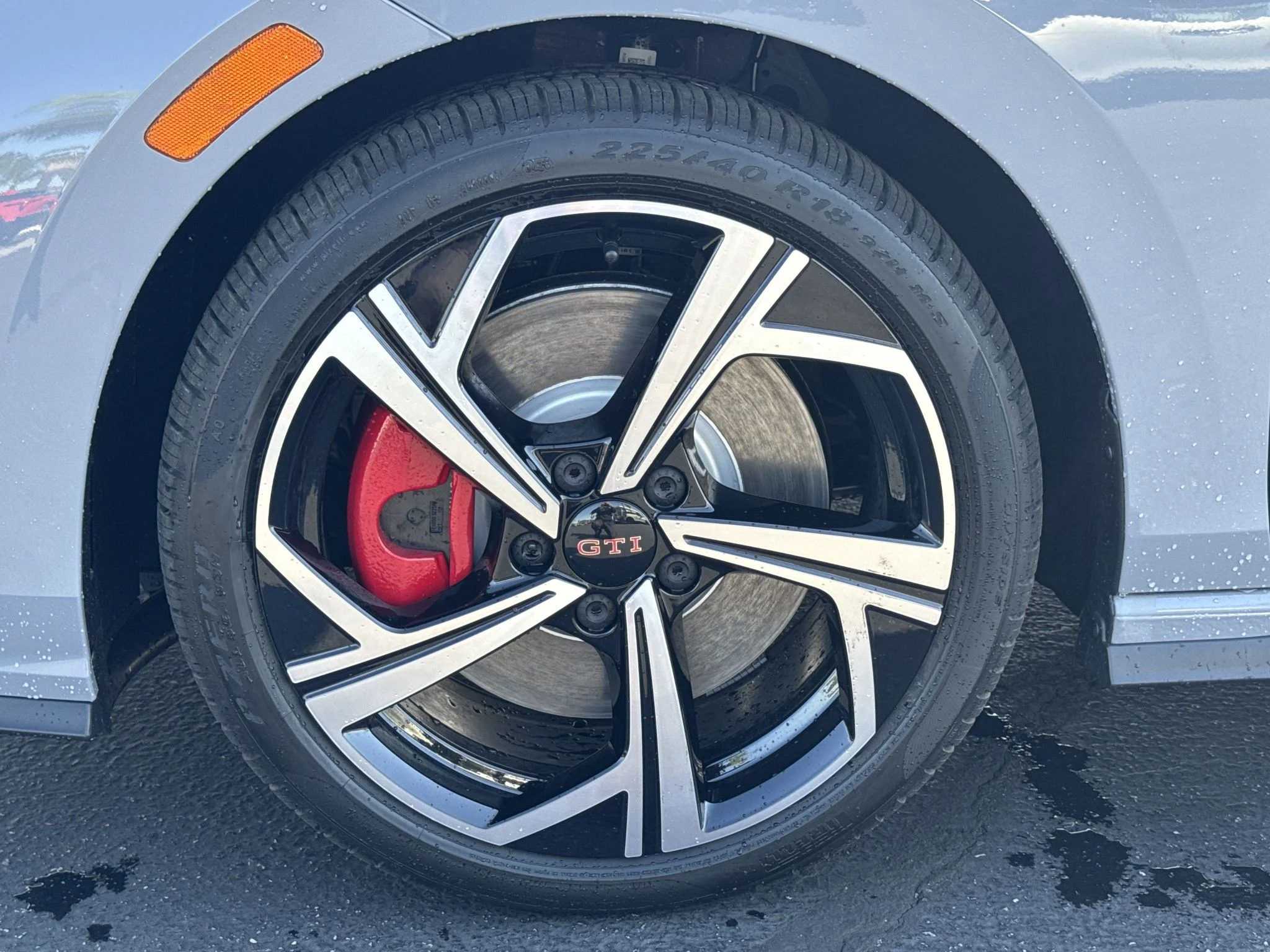 New 2026 Moonstone Gray Volkswagen SE image 11