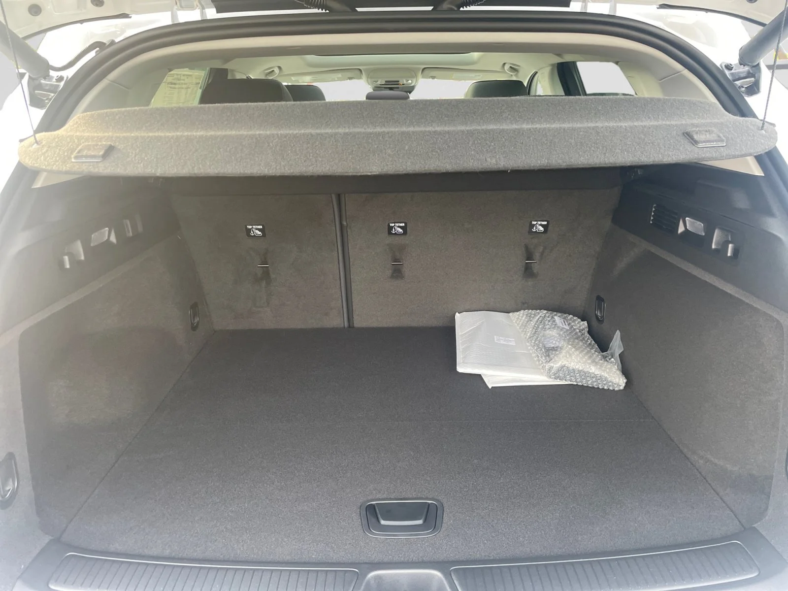 New 2026 Summit White Buick Sport Touring AWD image 10