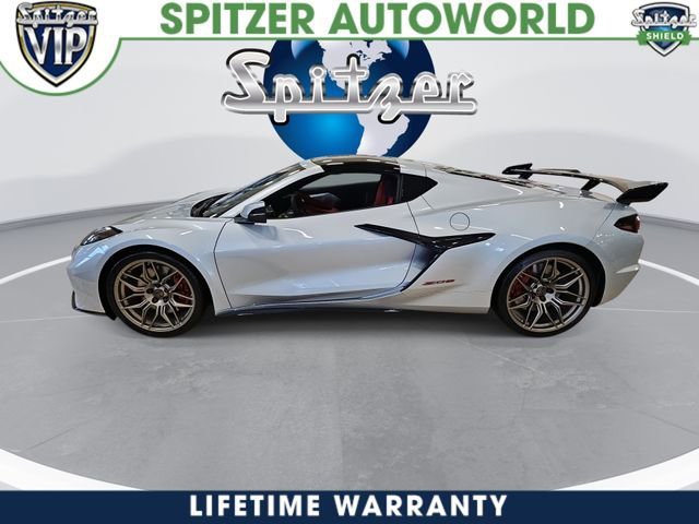 New 2026 Blade Silver Metallic Chevrolet 2LZ image 5