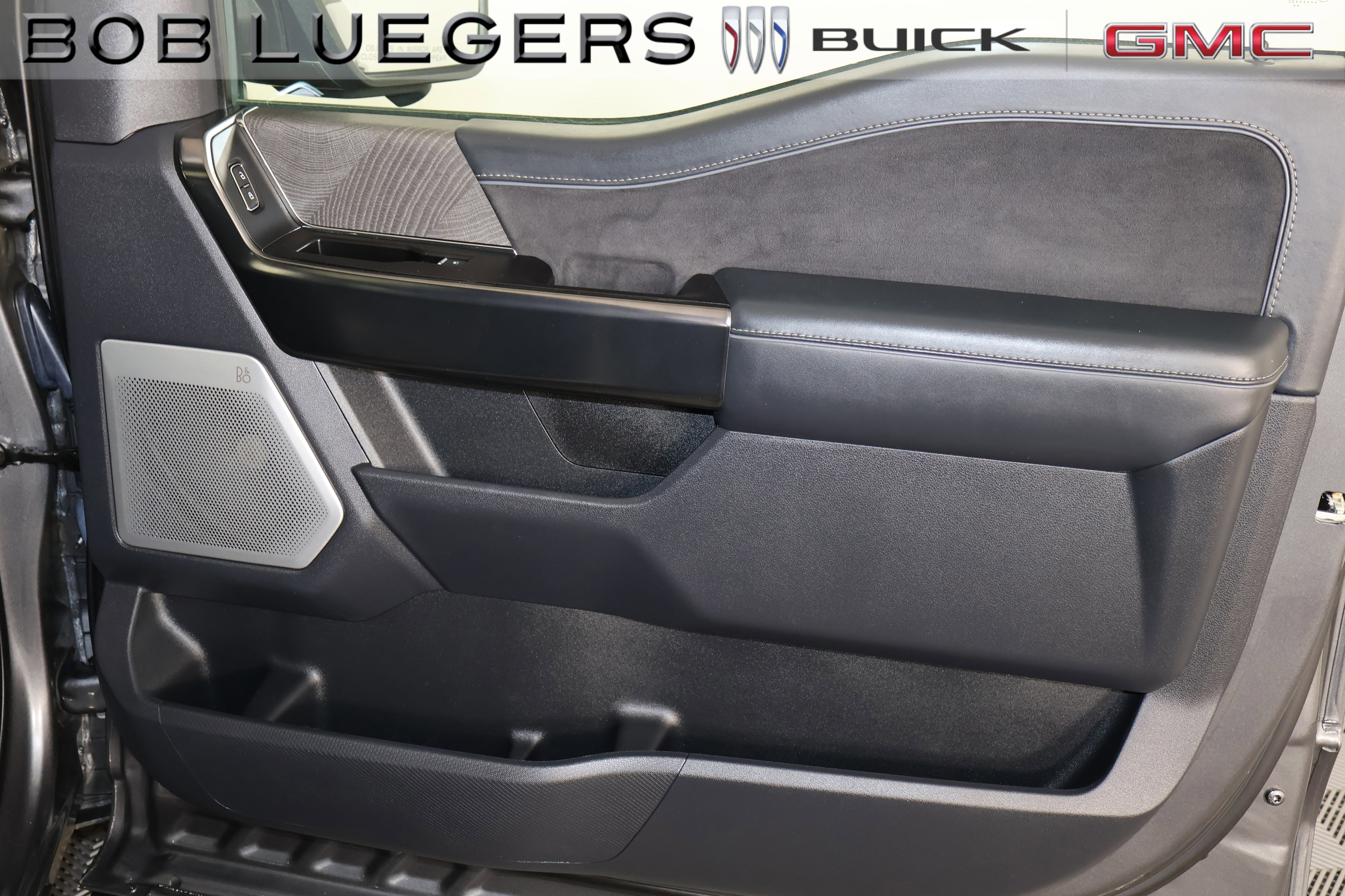 2023 Ford F-150 Platinum - Photo 30