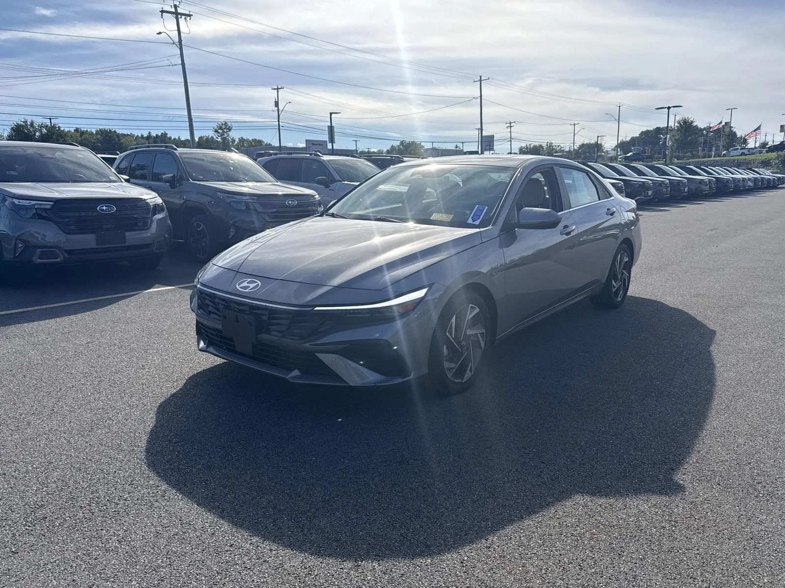 Used 2024 Fluid Metal Hyundai Limited image 6