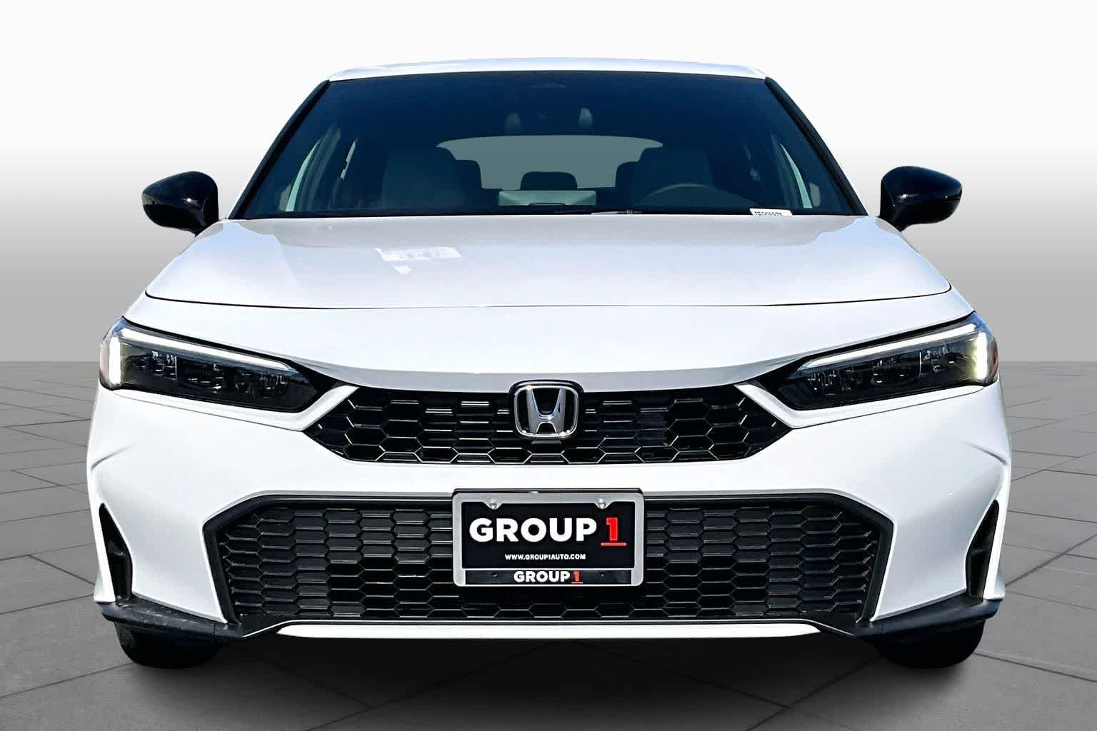 View vehicle photo 3