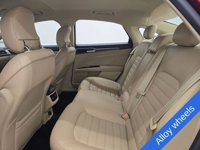 Used 2013 Ruby Red Metallic Ford SE image 17