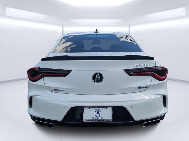 Used 2022 Platinum White Pearl Acura A-Spec Package image 4