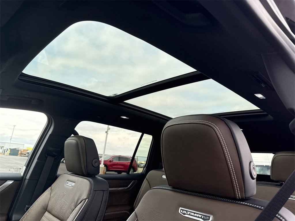 2026 GMC ACADIA - Image 27