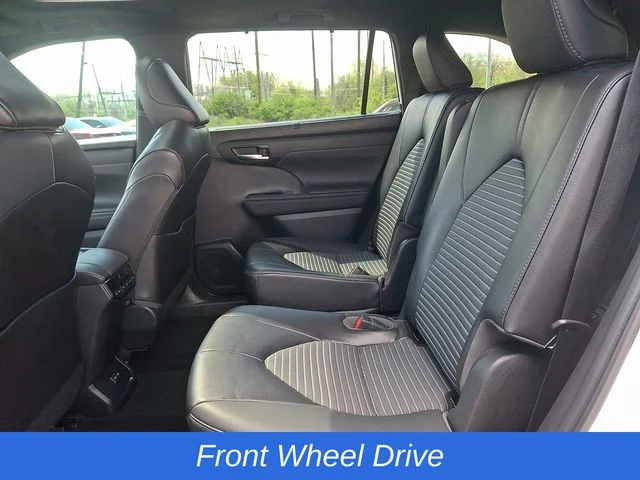 Used 2022 Beige Toyota XSE image 12