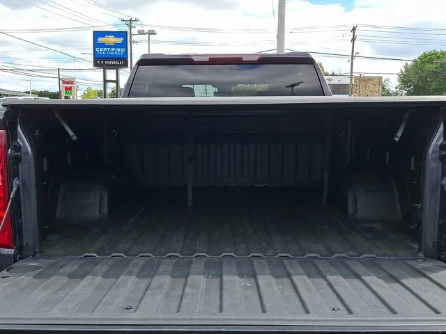 Used 2022 Gray Chevrolet LT image 30