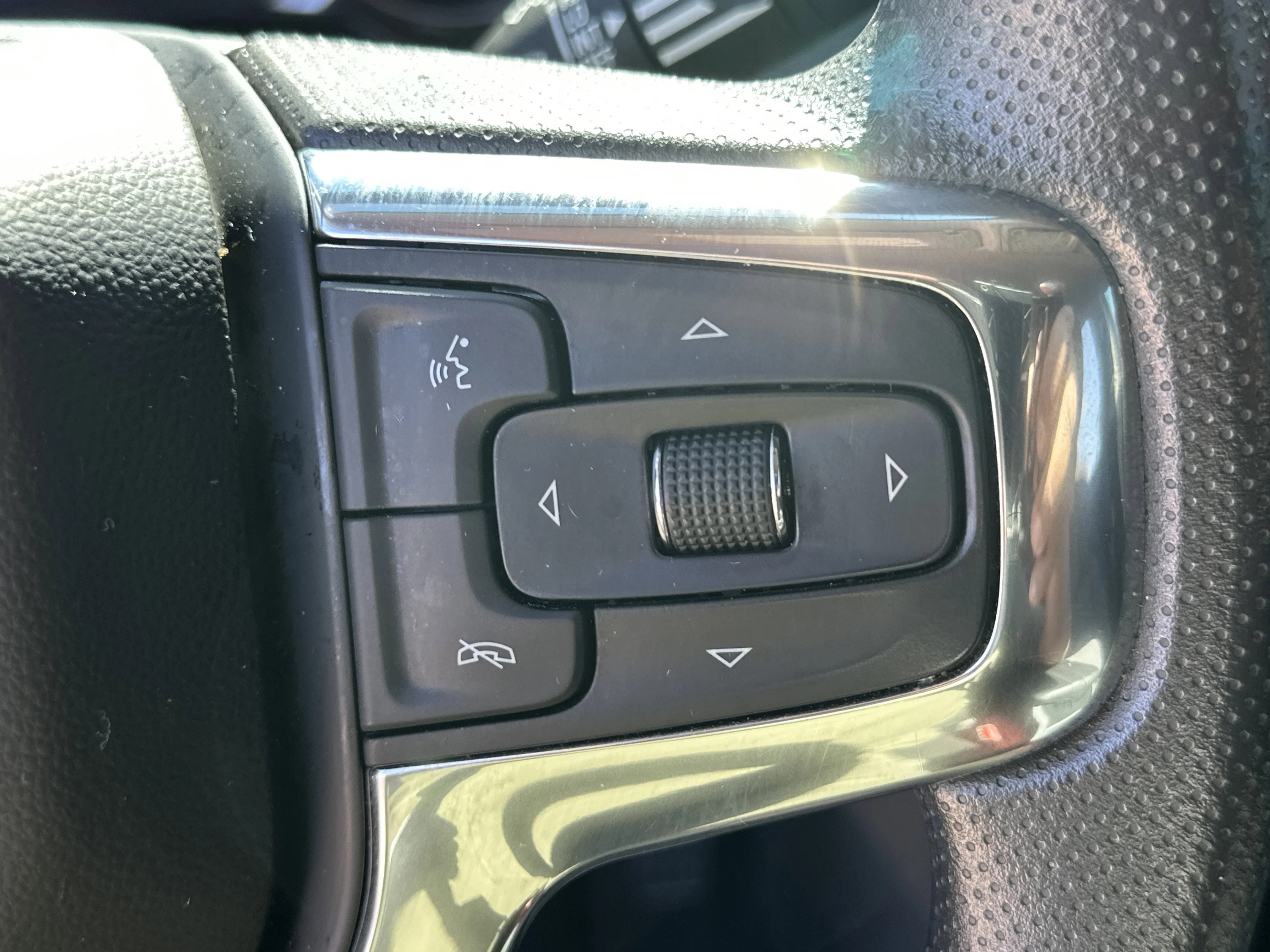 2023 Chevrolet Blazer 2LT - Photo 23