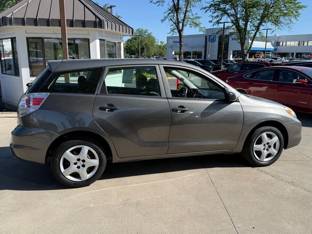 Used 2008 Phantom Gray Pearl Toyota Base image 3