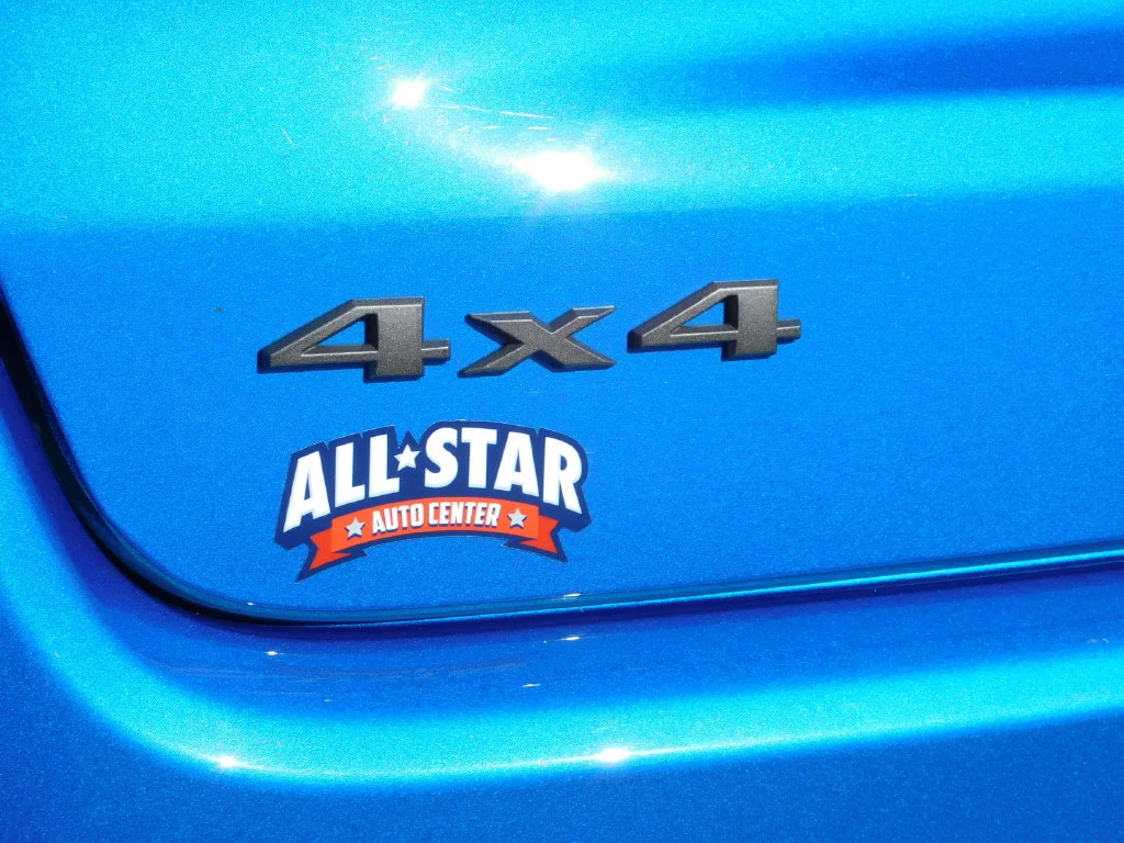 Used 2018 Blue Jeep Trailhawk image 42