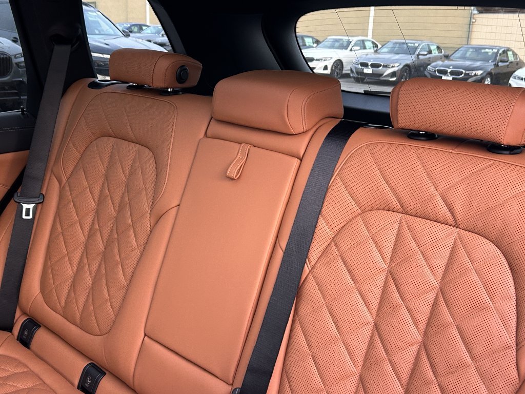 2026 BMW X5 50e - Photo 32