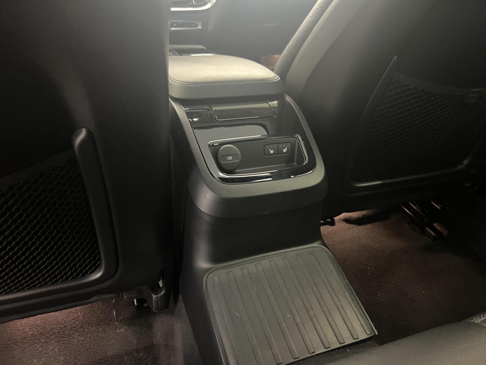 2021 Volvo S60 Inscription - Photo 26