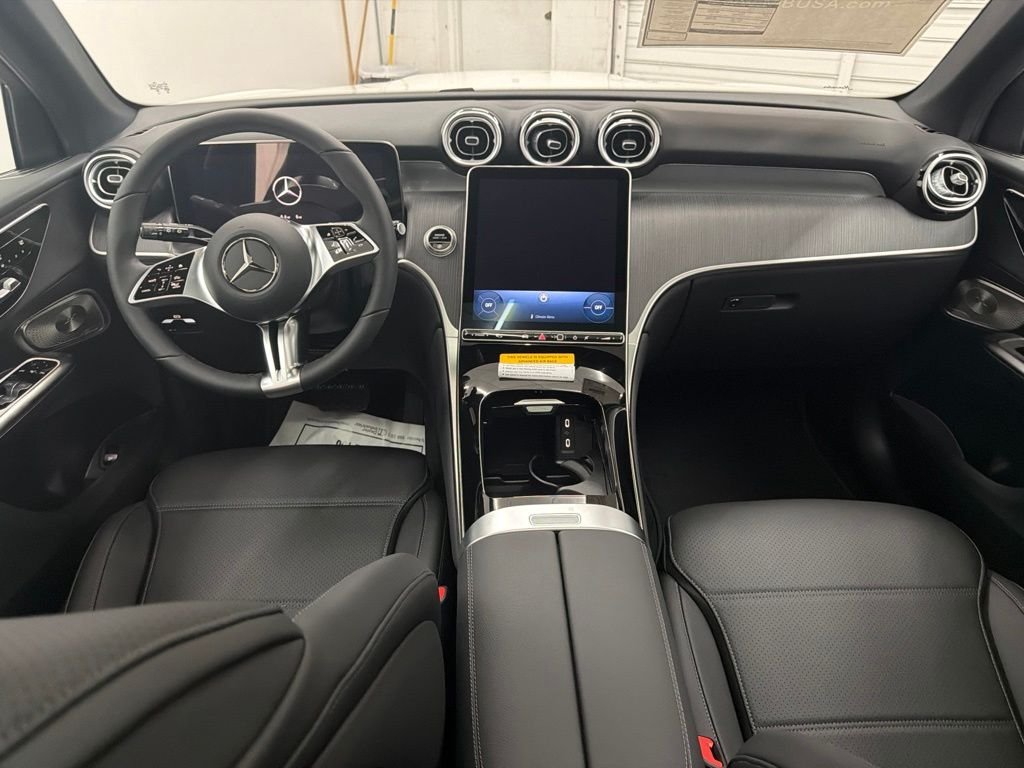 New 2027 Polar White Mercedes-Benz GLC 300 image 22