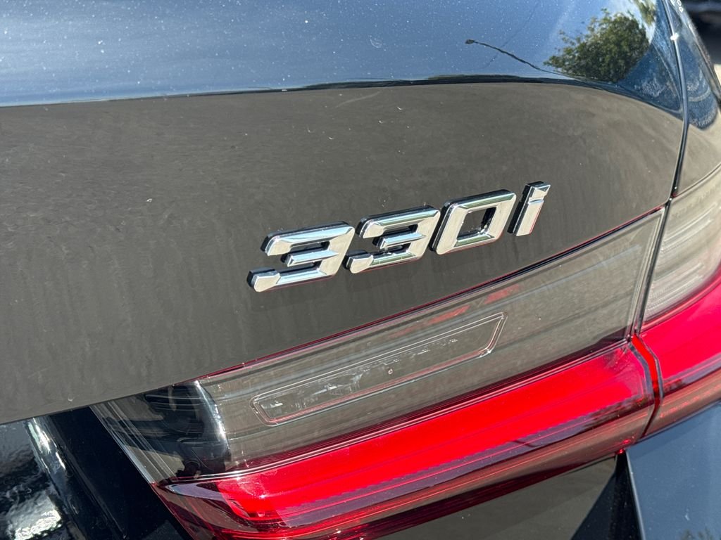 New 2026 Jet Black BMW 330i image 9