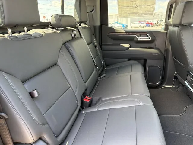 2026 GMC Sierra 1500 SLT - Photo 22